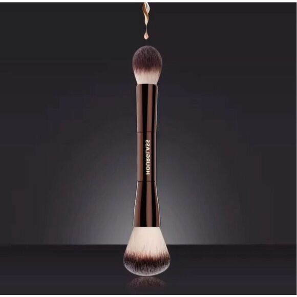 New Hourglass Brushes Set of 4 - Picture 8 of 13